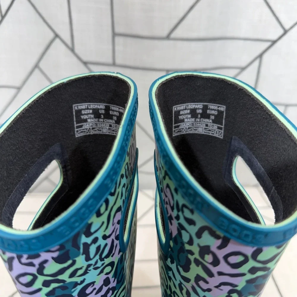 Bogs Rain Boots Size 3 Teal Leopard Print Waterproof Pull On Youth Shoes